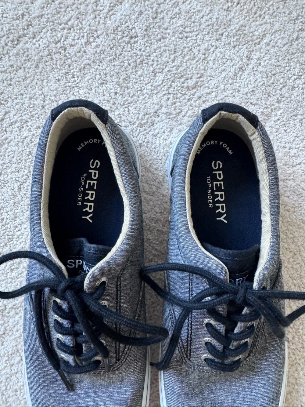 Casual Men's Gray Canvas Lace-Up Sneakers